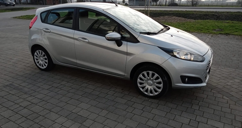 Ford Fiesta cena 24900 przebieg: 95000, rok produkcji 2013 z Gryfino małe 37